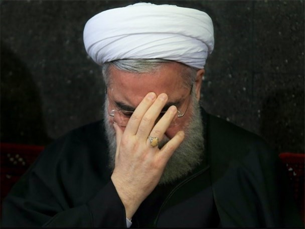 شعارهایی که برای رای‌آوری تکرار می‌شوند/ روحانی اگر پاسخ مناسبی به منتقدانش ندهد، بازنده است