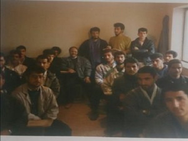 فرهنگ سازی به منظور پاسداشت مقام معلم/ علم را باید با عشق و علاقه فرا گرفت
