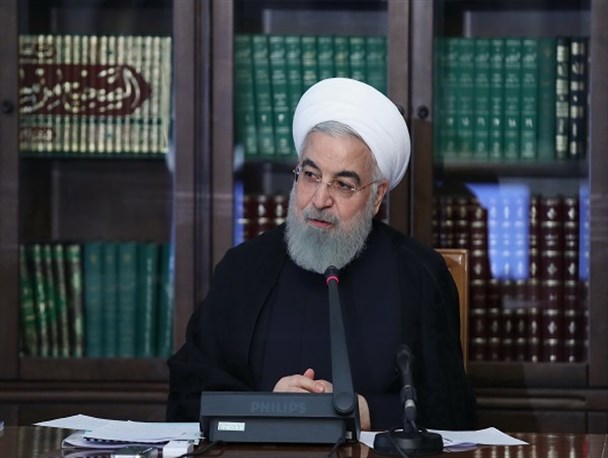 همه در ایران برای مبارزه با کرونا به صحنه آمدند