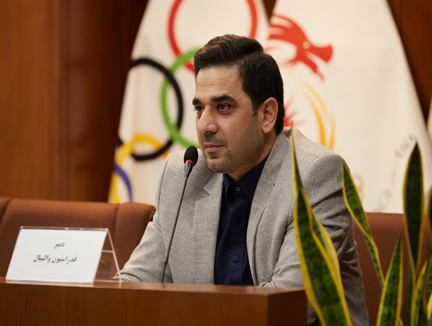 تقوی: کرونا را فراموش نکرده‌ایم/ شرایط خوب فعلی به معنای عبور از گذرگاه کرونا نیست