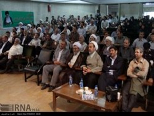 تجلیل از چهار بهایی که به دامن اسلام برگشتند