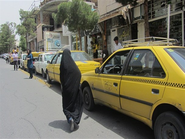 وضعیت نامناسب ایستگاه های تاکسی درون شهری و برون شهری شهرسمنان