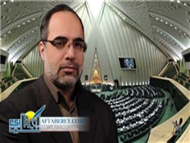 جشن دولت به چالش های سیاسی و حزبی کشیده نشود