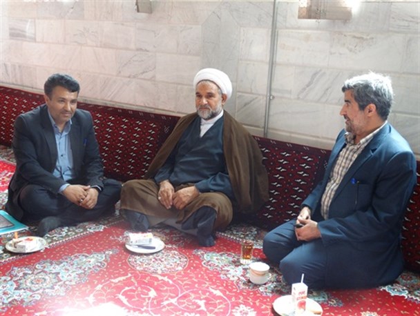 دیدار مدیر کل کمیته امداد امام خمینی (ره) خراسان رضوی با امام جمعه و فرماندار مه ولات