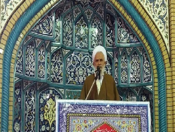 با سروسامان دادن به اوضاع اقتصادی موجب شادی مردم شوید نه با ترویج موسیقی/ اساس و پایه اقتصاد مقاومتی کشاورزی است