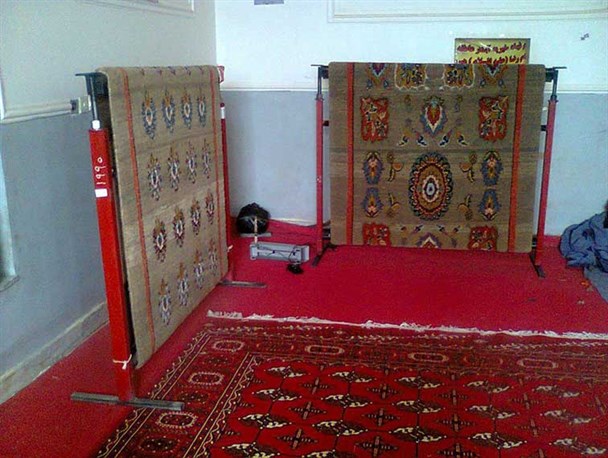 تحقق اقتصاد مقاومتی با دار قالی/ بازار فرش سود آور است