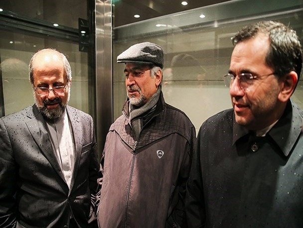 عراقچی: برادر روحانی با زبان رمز سرخه ای مذاکرات را منتقل می کرد/گرافیک