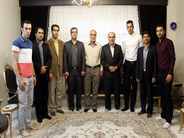 دیدار مسئولین استانی با ملی پوش همدانی تیم ملی والیبال
