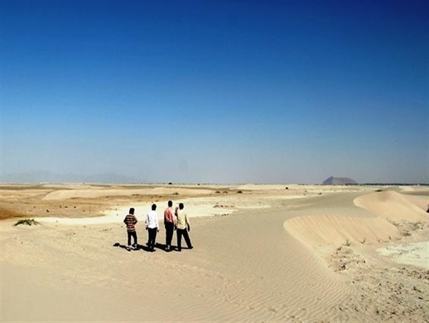 قربانی سیاست بازی و سیاست زدگی/ احیا در رسانه ها، خشک شدن در واقعیت!