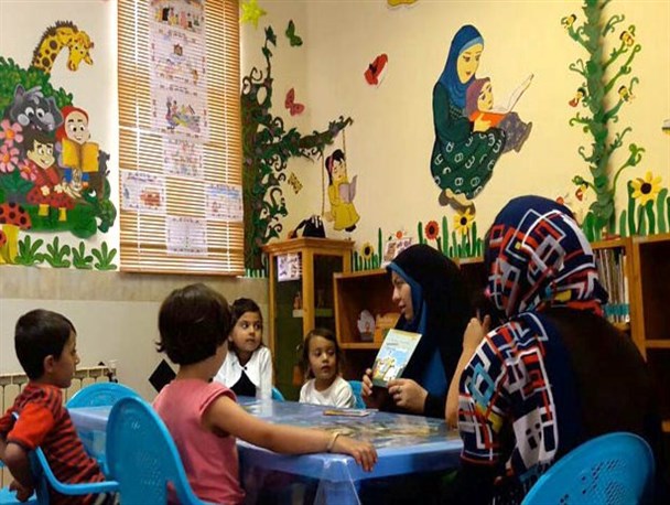 قصه‌گویی از کتاب «دوست مهربان کبوترها» / قصه گویی هنری الهی است