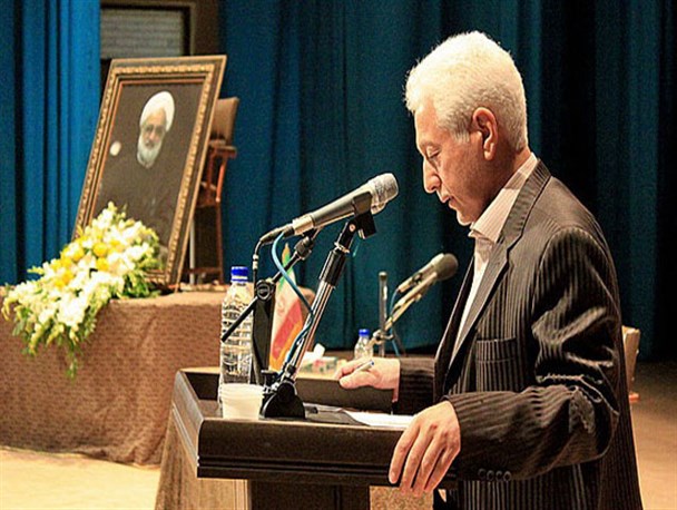 زنده یاد حمید سبزواری تحول عظیمی در شعر و ادب یزد بوجود آورد