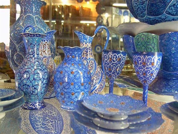 صنایع دستی نماد هویت و فرهنگ ایرانی است