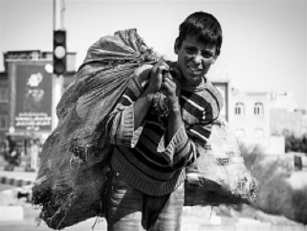 وجود 251 کودک خیابانی در اردبیل/فقر و اعتیاد والدین عامل ایجاد کودکان کار است