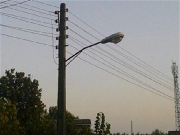 قطعی های مکرر برق روستای پهمدان و ایشکاء در ماه رمضان+عکس