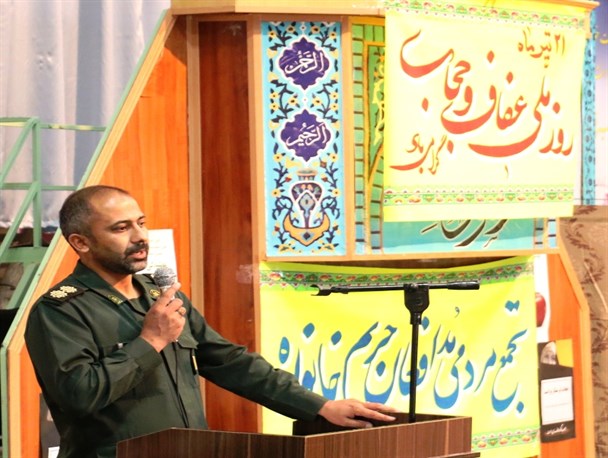 حجاب نه تنها مصونیت است بلکه باعث ارتقای شخصیت و جایگاه زن در جامعه می شود