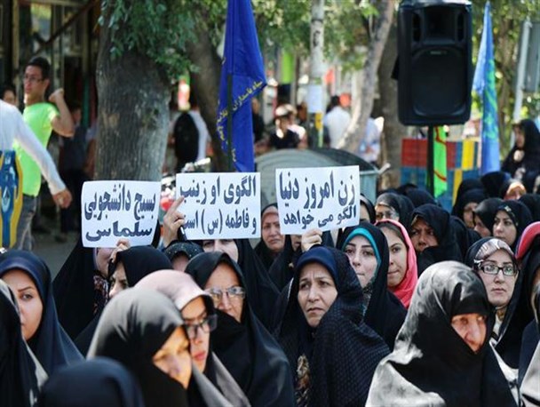 تجمع بزرگ مدافعان حریم خانواده در ارومیه