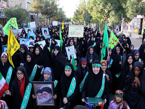 اجتماع و راهپیمایی «مدافعان حریم خانواده» در سرخس