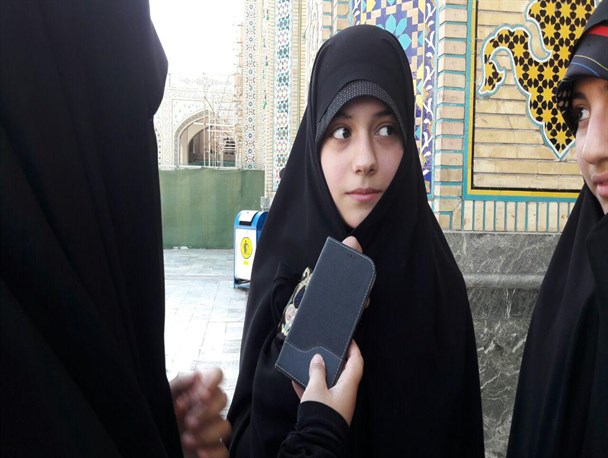دشمن برای استحاله انقلاب را در فروپاشی خانواده می بیند/در آینده با دختری چادری و محجبه ازدواج می کنم