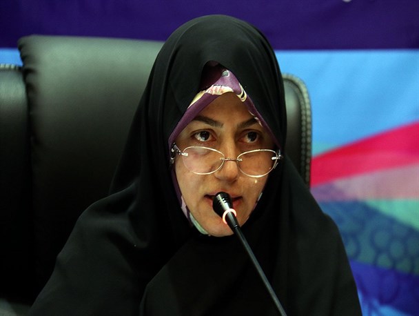 ۱۳۵ نفر از بانوان فرهیخته فارس به عنوان شاخص انتخاب شدند/ از تشکل‌های غیردولتی فعال در حوزه زنان حمایت می‌کنیم