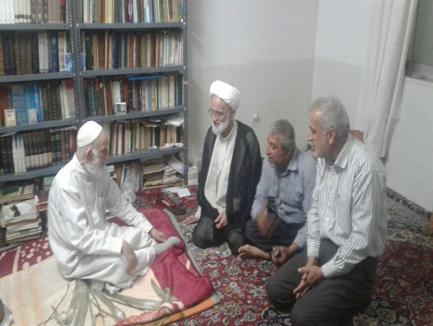 عیادت امام جمعه کردکوی با شاگرد امام خمینی (ره) در روستای سرکلاته خرابشهر+عکس