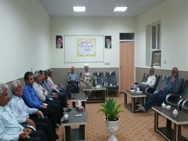 دیدار امام جمعه خورموج با اعضای شورای نگهبان شهرستان دشتی