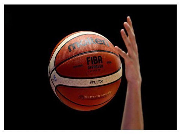 فیبا تعلیق مسابقات بسکتبال را لغو کرد