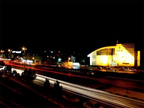 خواب مسئولین و مدیریت بحران قطعی برق با همت مردم!