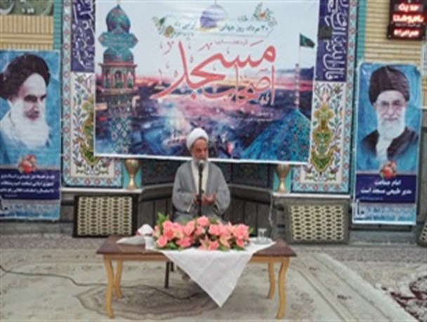 برنامه های ماهواره تخریب معنوی مساجد است