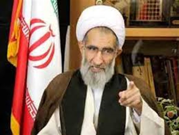 مراقب باشیم قلم و زبانمان تقویت کننده فتنه نباشد/رسالت خبرنگار، تبیین منویات رهبر اسلامی زمان است
