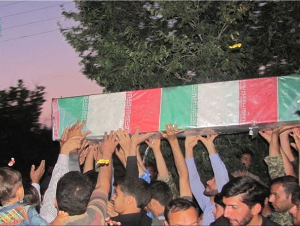 شبی با شهدای گمنام در روستای افجان/ تصاویر