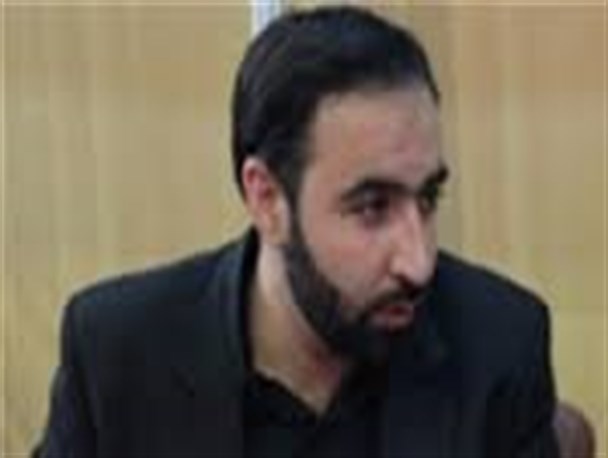 غوطه ور شدن در مسائل اقتصادی پاشنه آشیل کارگزاران است/کارگزاران معتدل نیستند