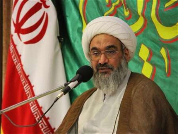 تنها سنگر حفظ اسلام، ارائه اسلام ناب است/ دشمن برای مساجد ما خواب‌های سختی دیده است