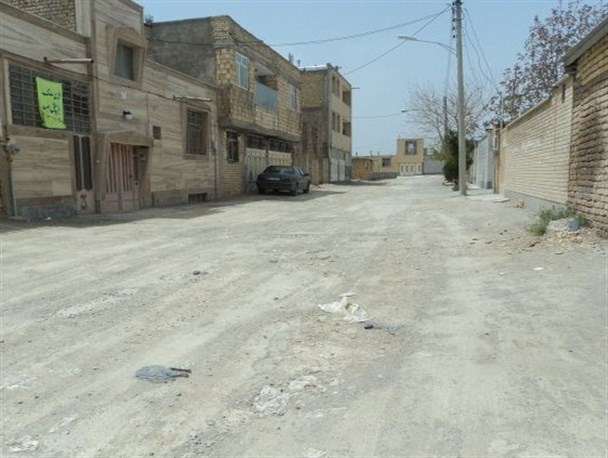 گرد و خاک شهرداری داران در خیابانها/تصاویر