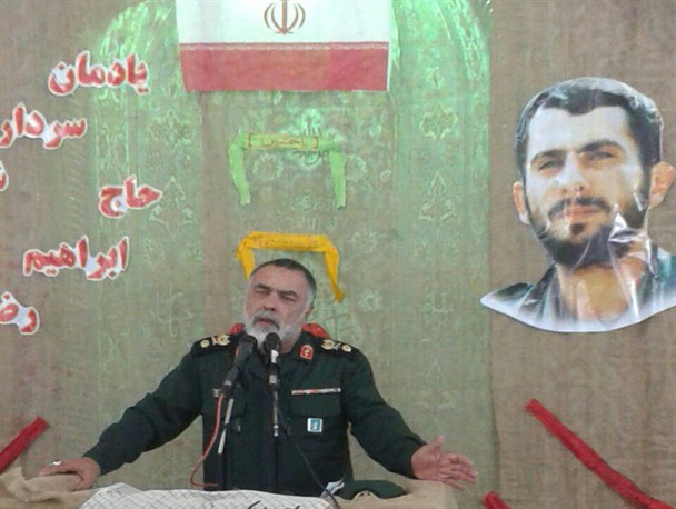 شهید رضوانی فرمانده ای  بود که خود را سپر بلای سربازانش کرد