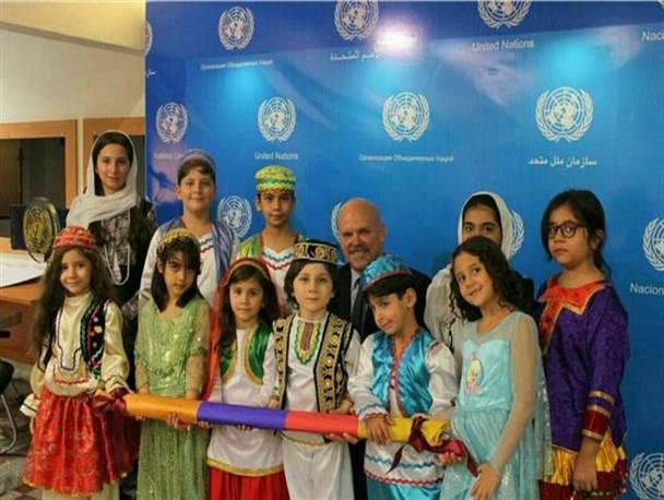 کودکان قزوینی خواستار توجه دبیرکل سازمان ملل به خاتمه دادن خشونت در جهان شدند+تصاویر