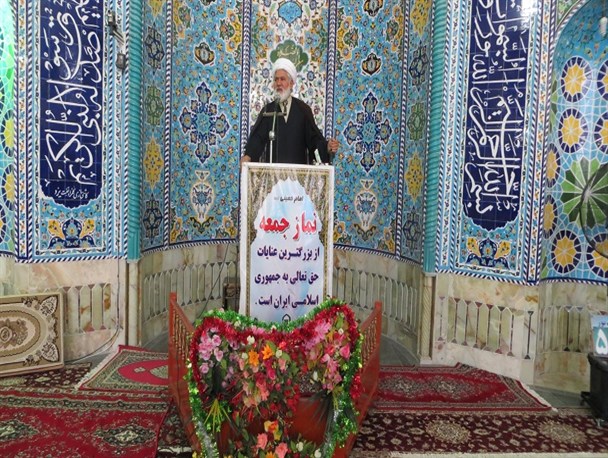 گسترش فقر از آثار تجمل گرایی است/23 مرداد ماه پیامی برای همه اسلام گرایان و مؤمنان است/دنیا پرستی، عامل نابودی اهداف عالی انسان