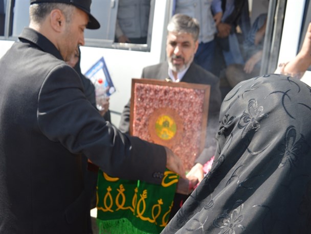 عشق و دلدادگی قهاوندی ها به امام رضا(ع)