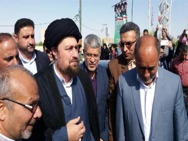 حضور سید حسن و سید علی خمینی در آیین تشییع مرحوم عباس آشتیانی عراقی+ عکس