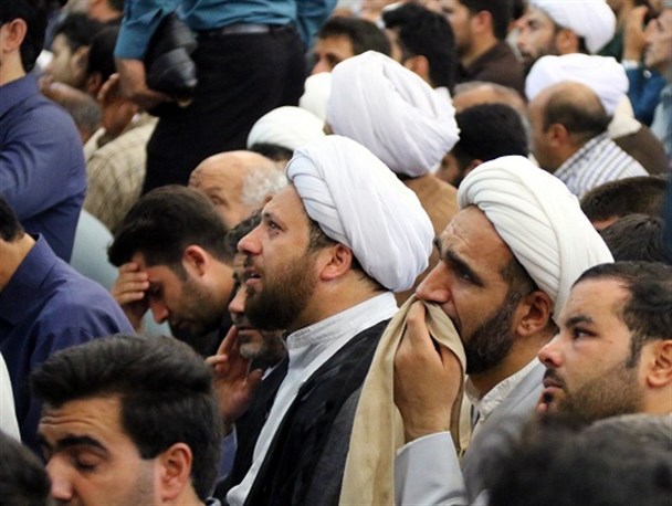 حضور طلاب و روحانیون در مراسم گرامیداشت شهید حججی+ تصاویر