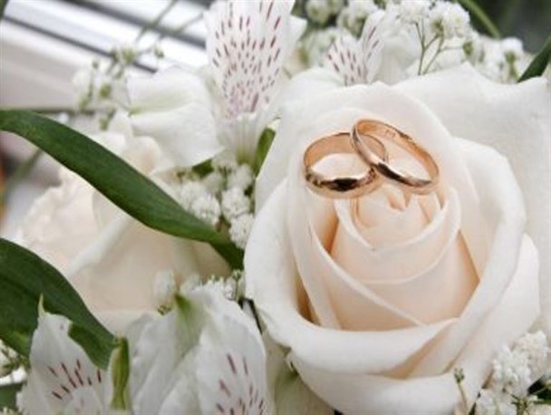 دنیای مجازی راهی برای انتخاب همسر نیست/ ۱۸۵ مورد واسطه گری موفق انجام داده ام