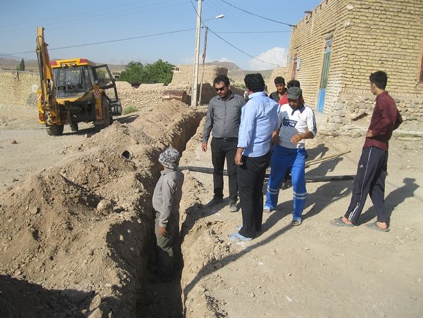 تعویض قسمتی از خط شبکه توزیع آب شرب روستای چهارچوبه