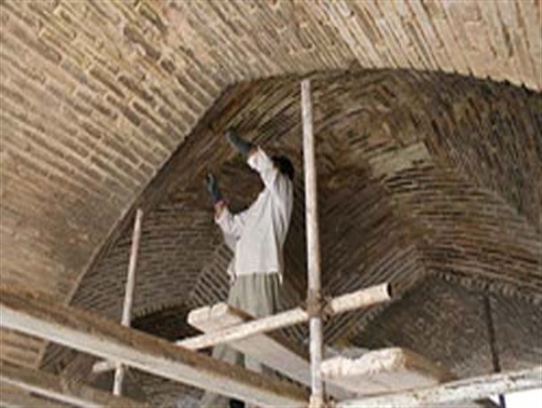 هشت خانه تاریخی در بروجرد مرمت شد