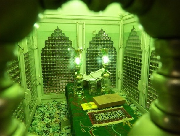 مراسم غبارروبی مضجع مطهر امامزاده جعفر(ع) در پیشوا برگزار شد + تصاویر