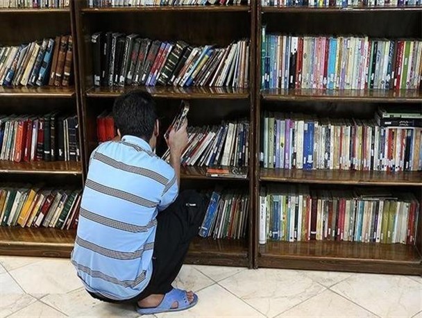 کتاب‌هایی که پایشان به زندان بازمی‌شود