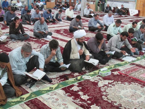 دعای پرفیض عرفه در فراهان برگزار شد