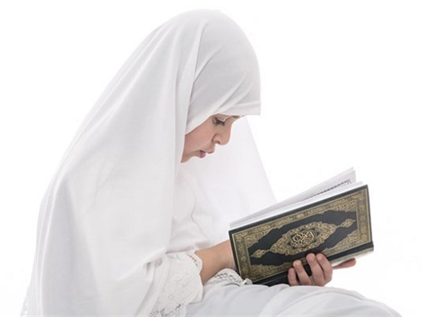 دختر در آیه‌های قرآن جای دارد