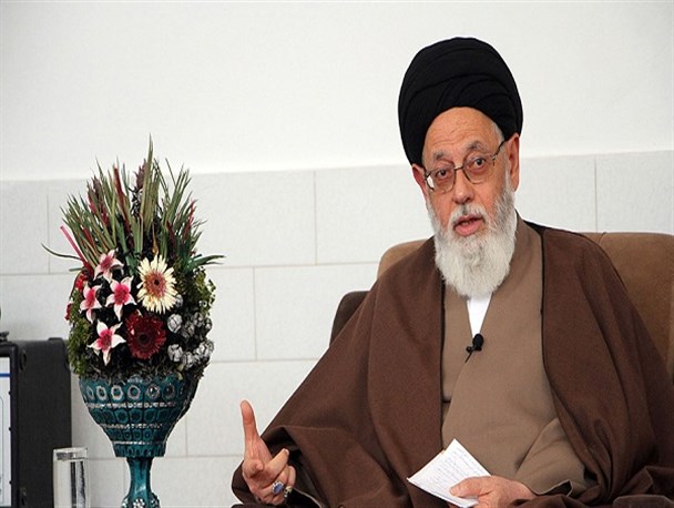 پیاده‌روی اربعین قدرت نرم شیعه در مواجهه با جهان کفر است/ داعش لشکر شکست خورده در برابر زائران اربعین