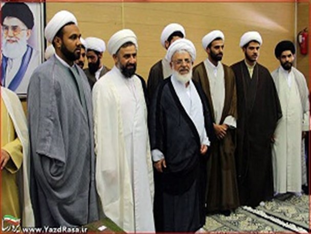 برگزاری  آئین عمامه گذاری طلاب استان یزد