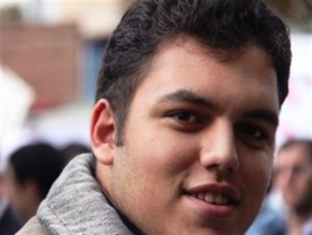 تشکل های دانشجویی به دستمال یک بار مصرف عاشقان سینه چاک آمریکا تبدیل نشوند