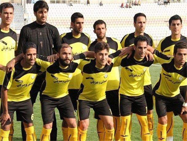 یکه تازی فجر شهید سپاسی در صدر جدول/ نماینده شیراز رشته های نساجی را پنبه کرد